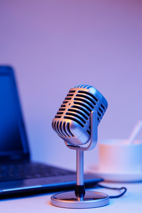 Medios OOH · Digital Marketing B2B · Compartamos Redes